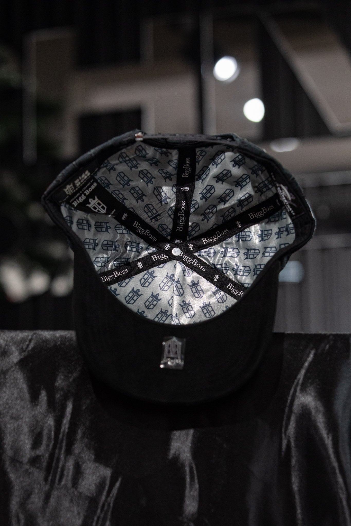 BIGG BOSS CHROME BLACK