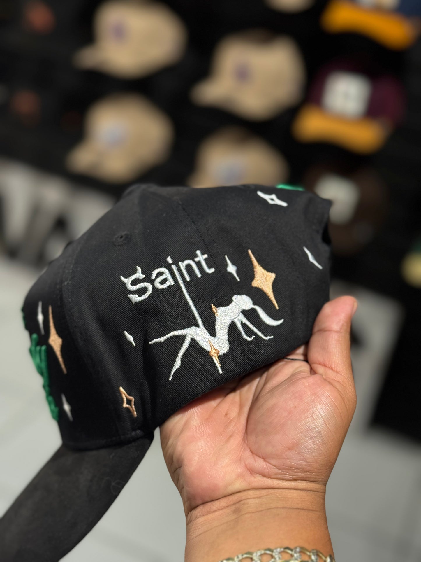 DANDY CLUB RESTRICTED SAINT