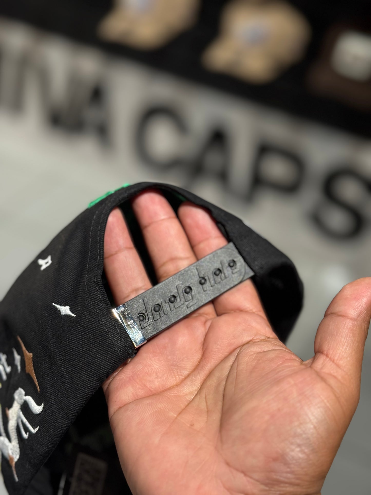 DANDY CLUB RESTRICTED SAINT