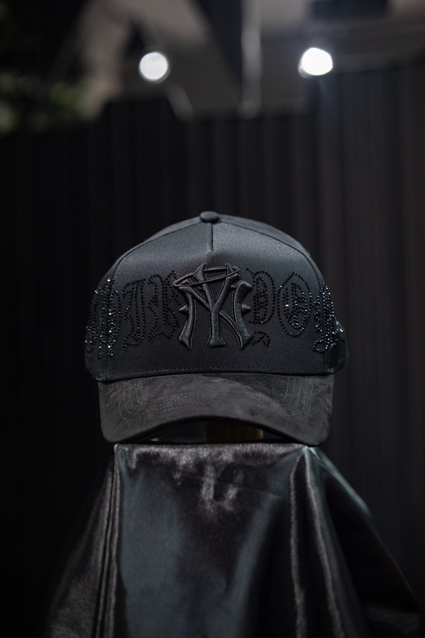 31 HATS CRISTAL BLACK