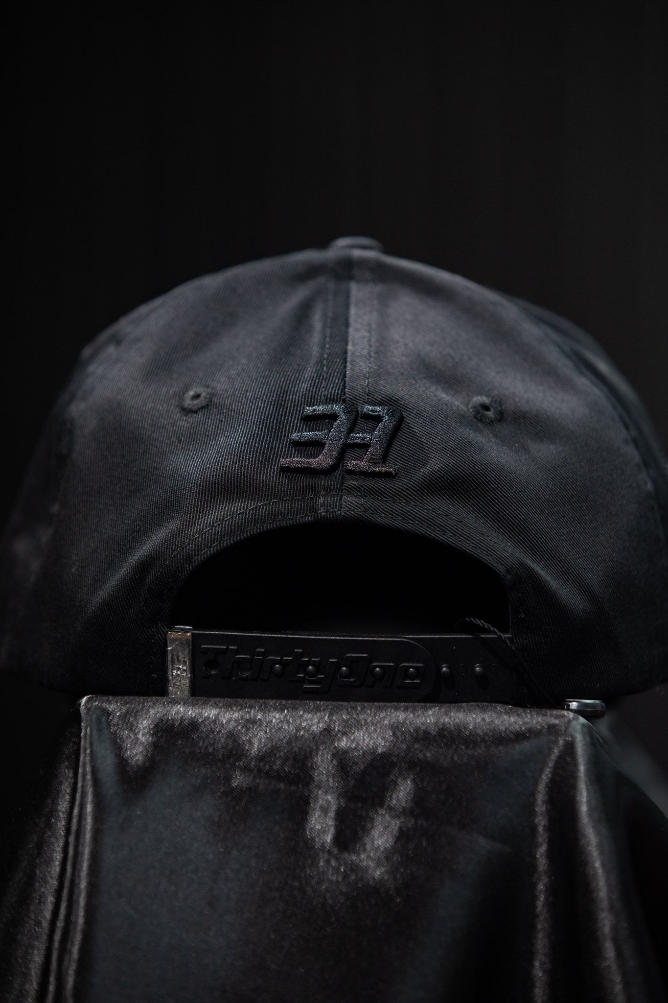31 HATS CRISTAL BLACK