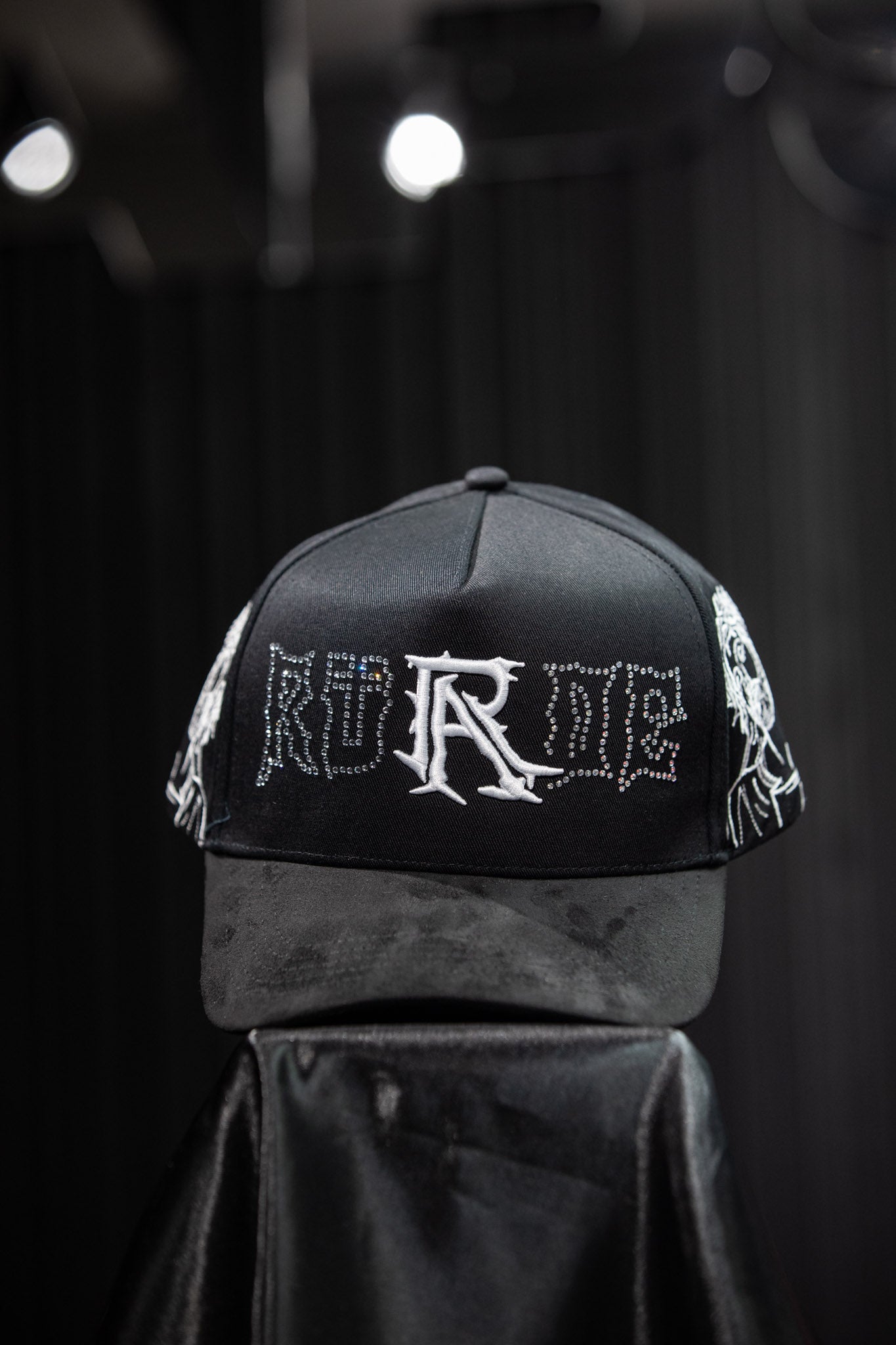 RUDE AWAKENINGS “CRISTAL WHITE”