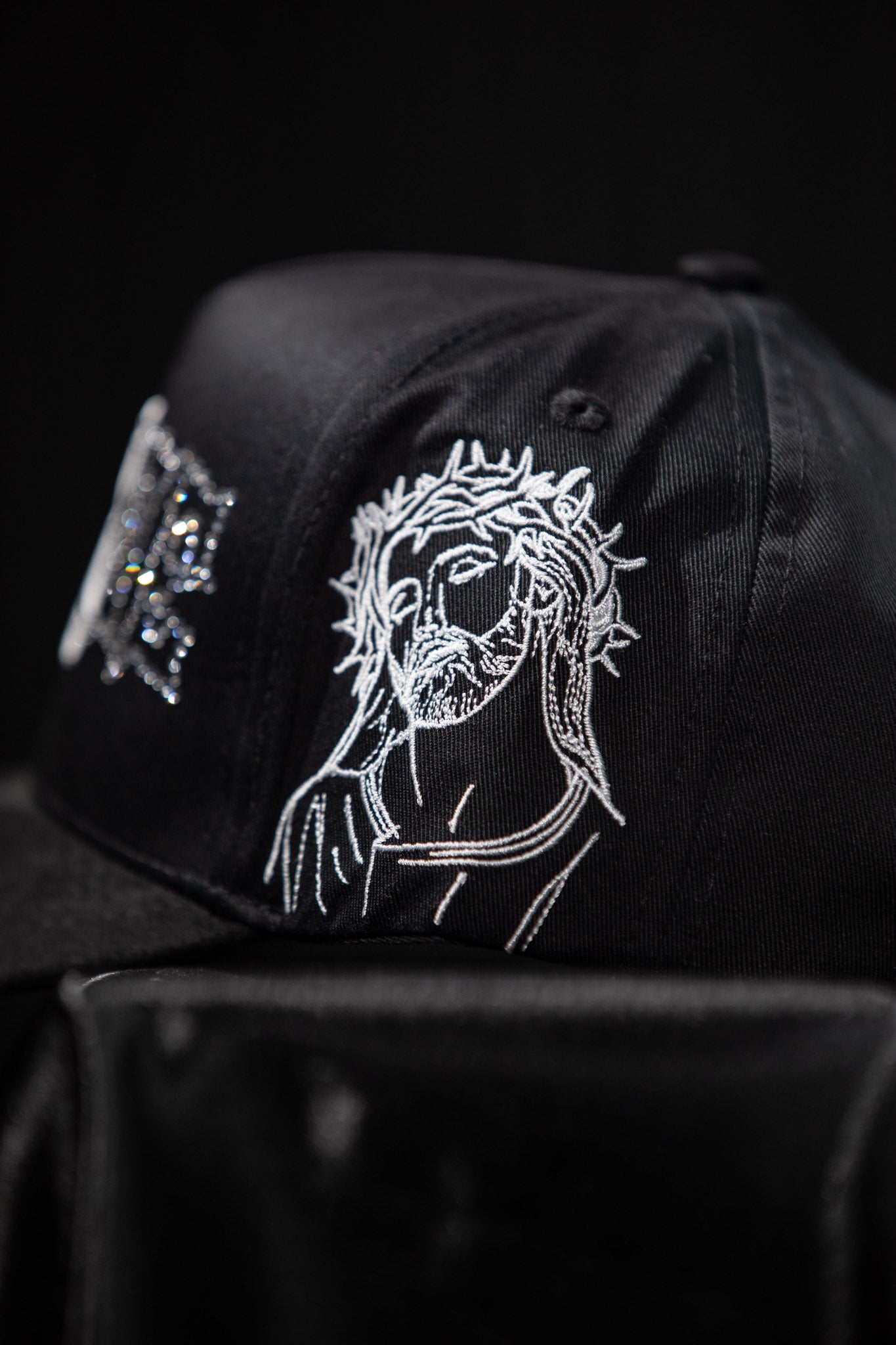 RUDE AWAKENINGS “CRISTAL WHITE”