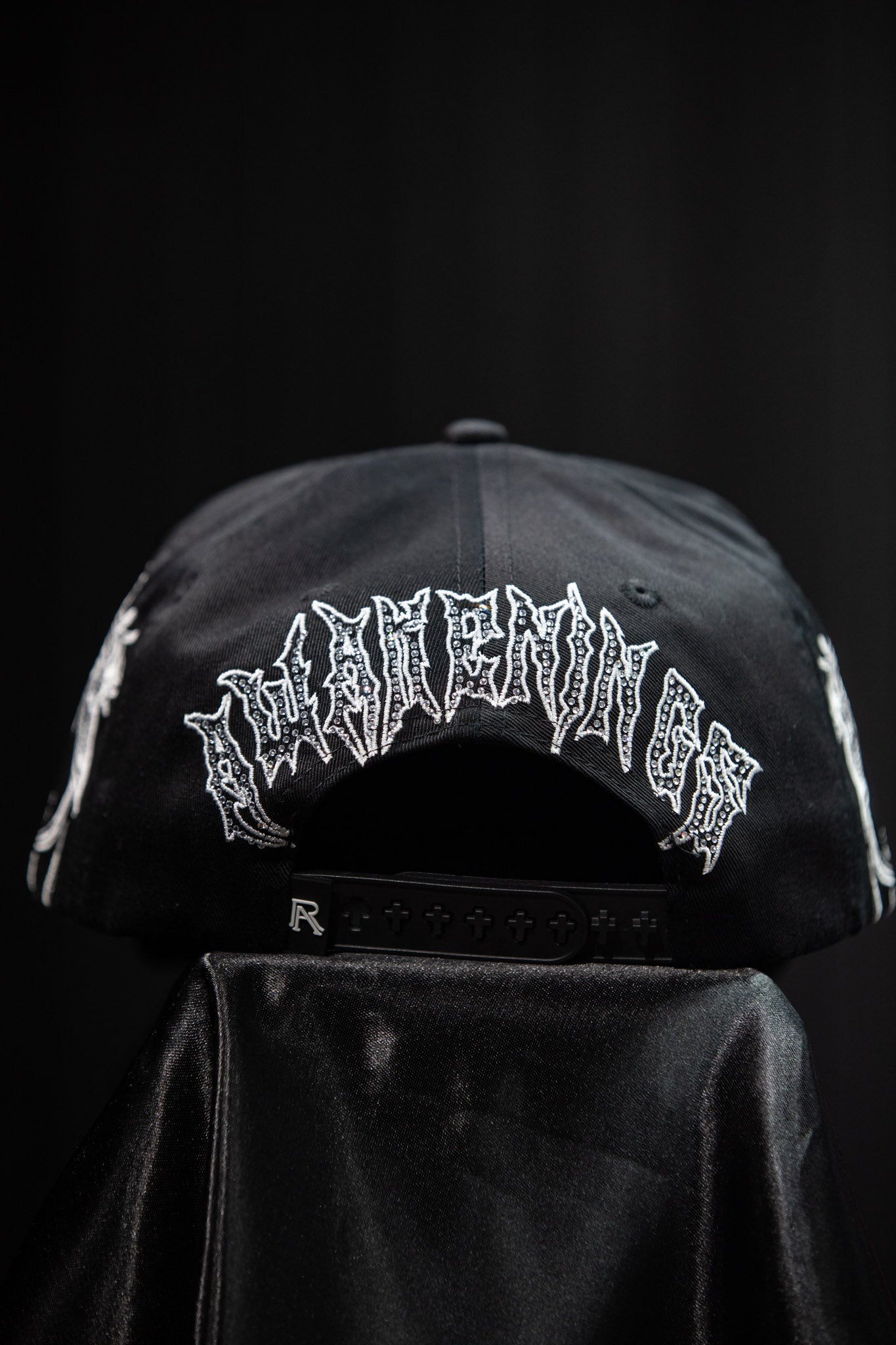 RUDE AWAKENINGS “CRISTAL WHITE”