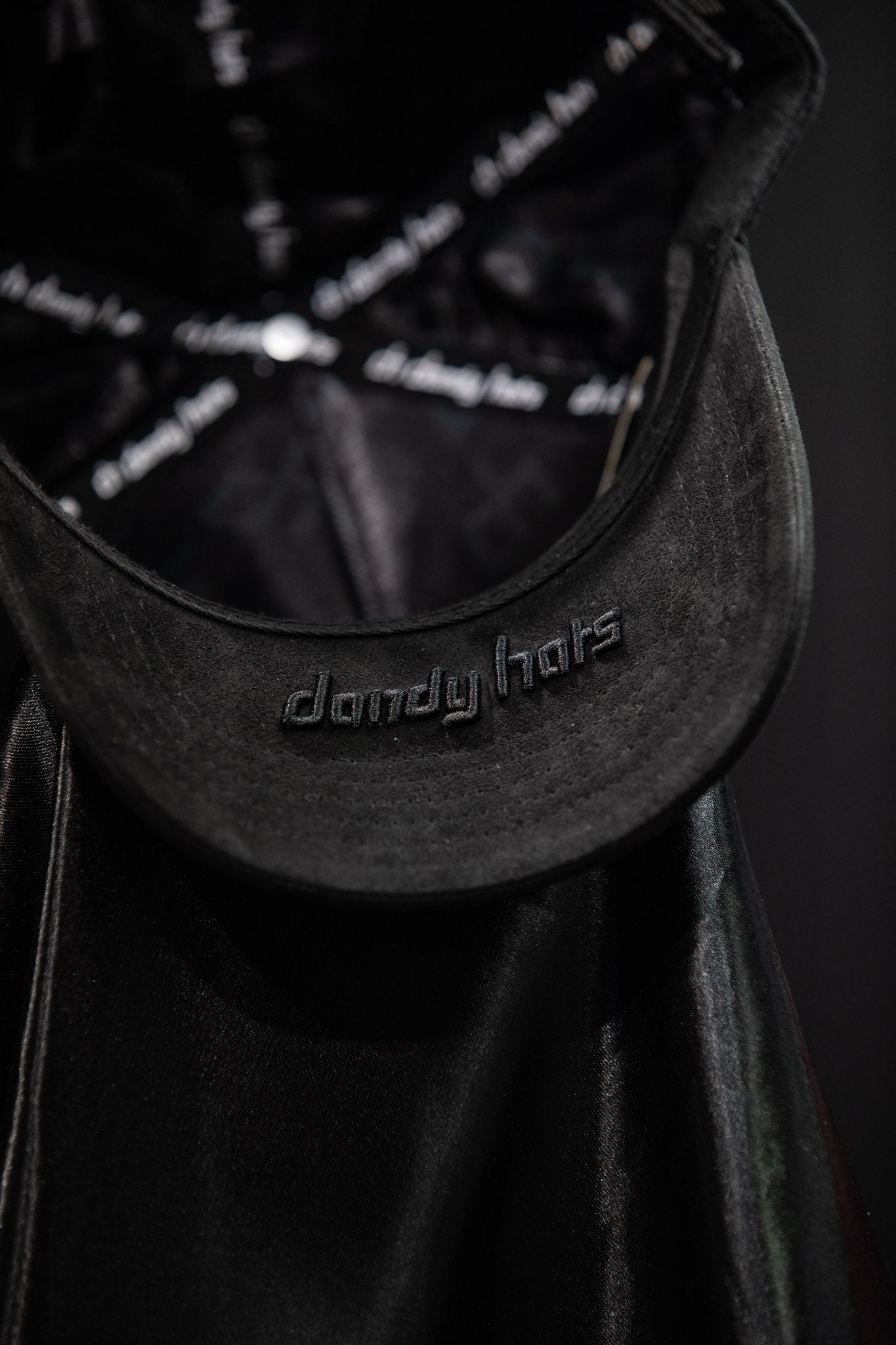 Dandy Triple Black
