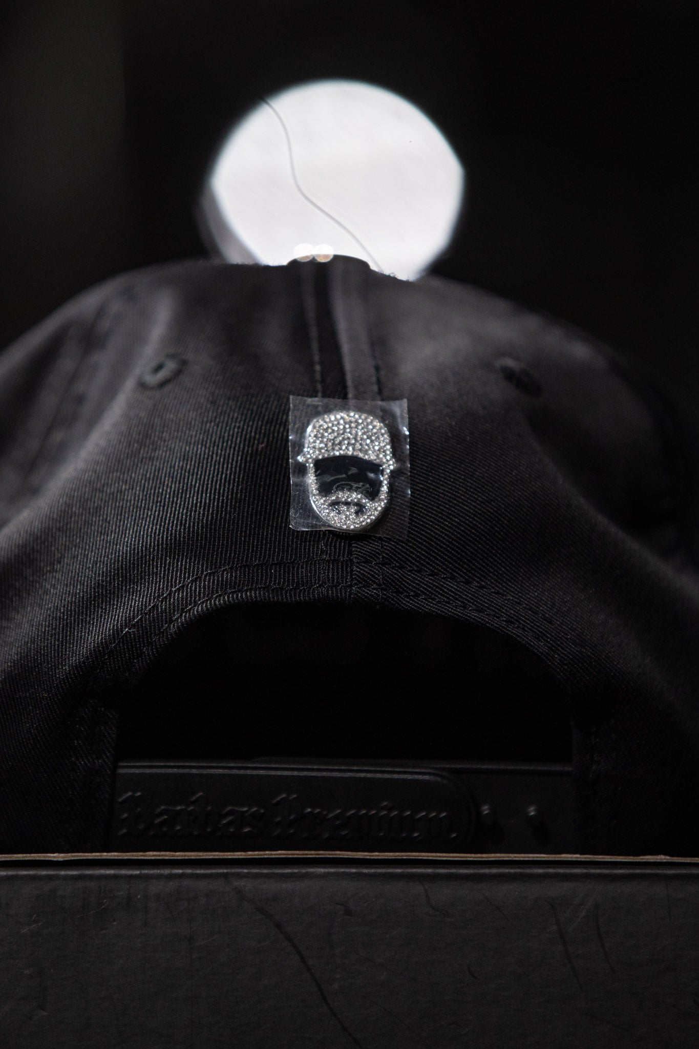 BARBAS HATS “77”