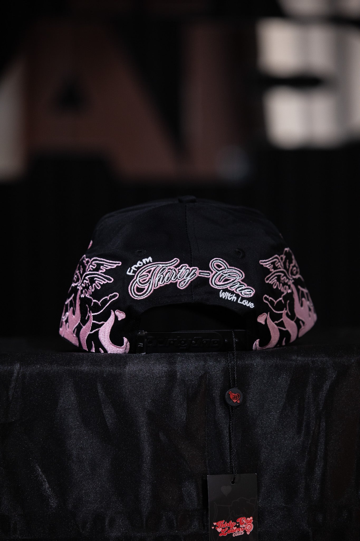 31 HATS “PERLS”